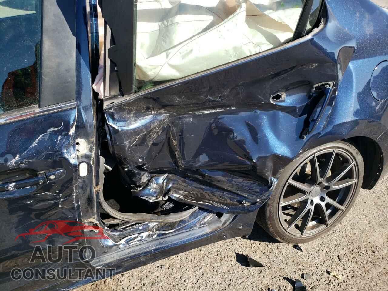 MAZDA 3 2017 - 3MZBN1V70HM111949