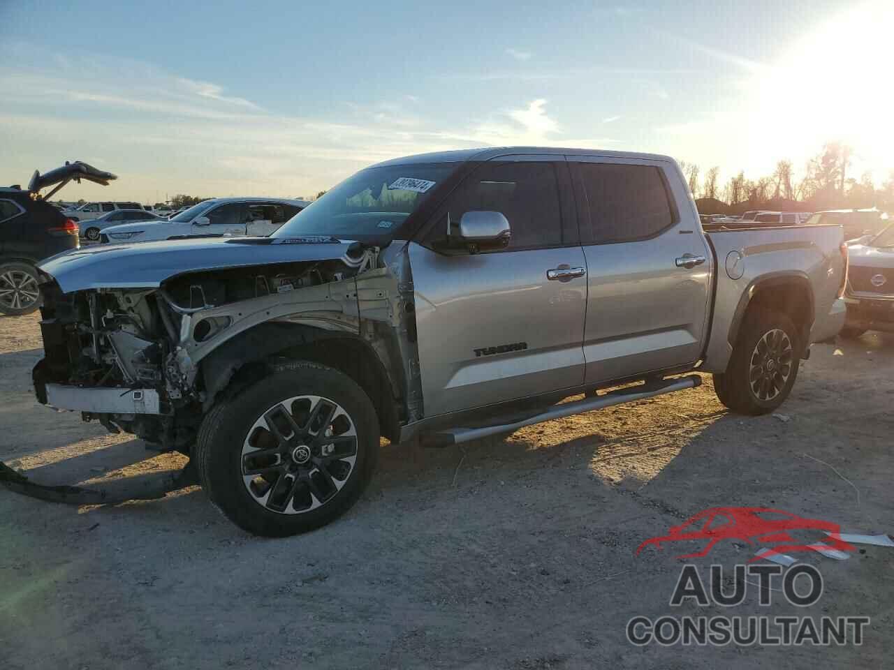 TOYOTA TUNDRA 2023 - 5TFJC5DB0PX017404