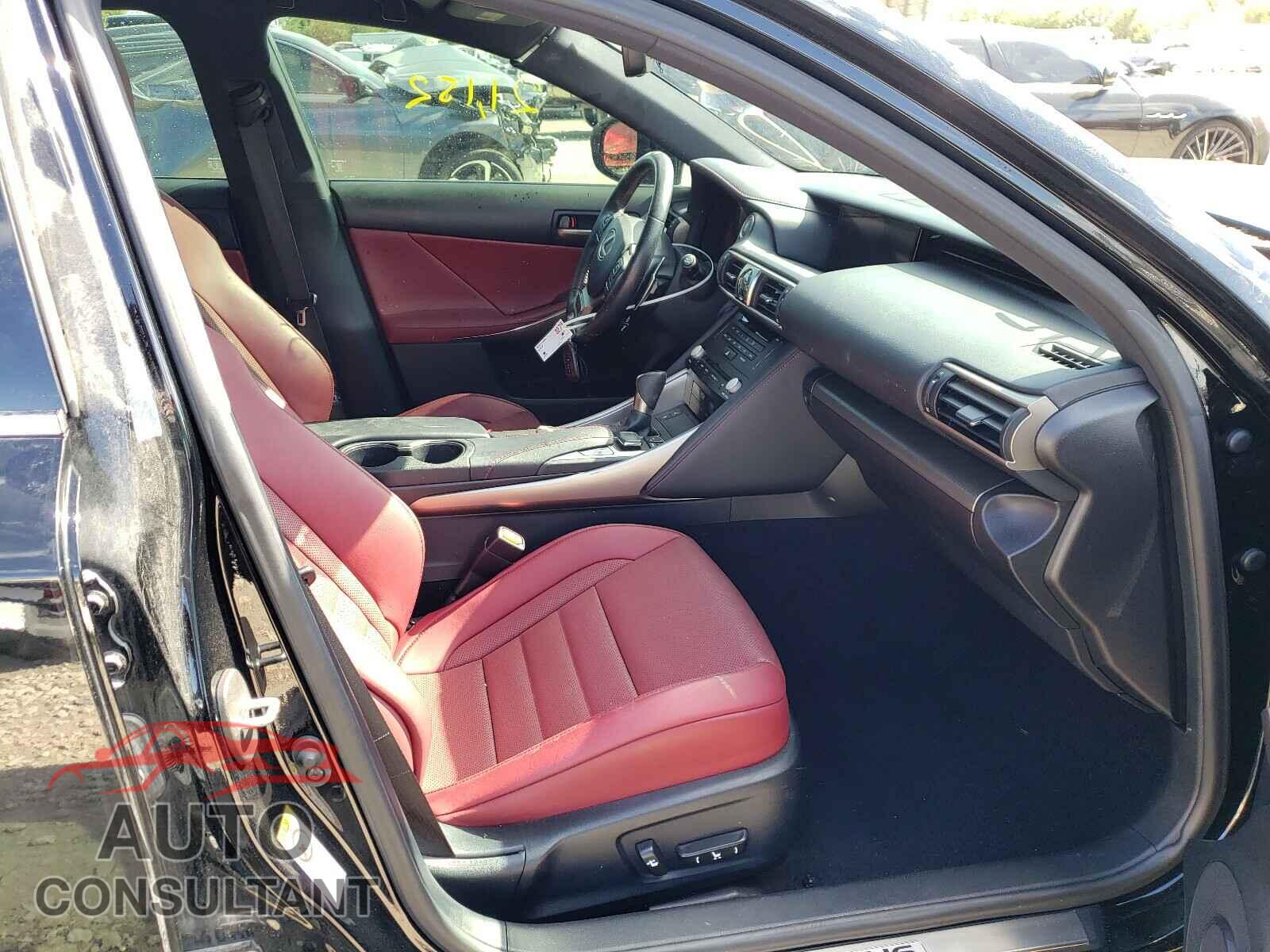 LEXUS IS 2018 - JTHBZ1D23J5031729