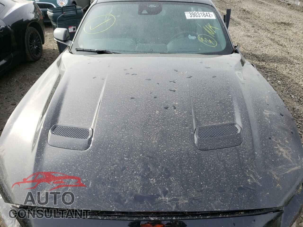 FORD MUSTANG 2021 - 1FA6P8TH5M5152182