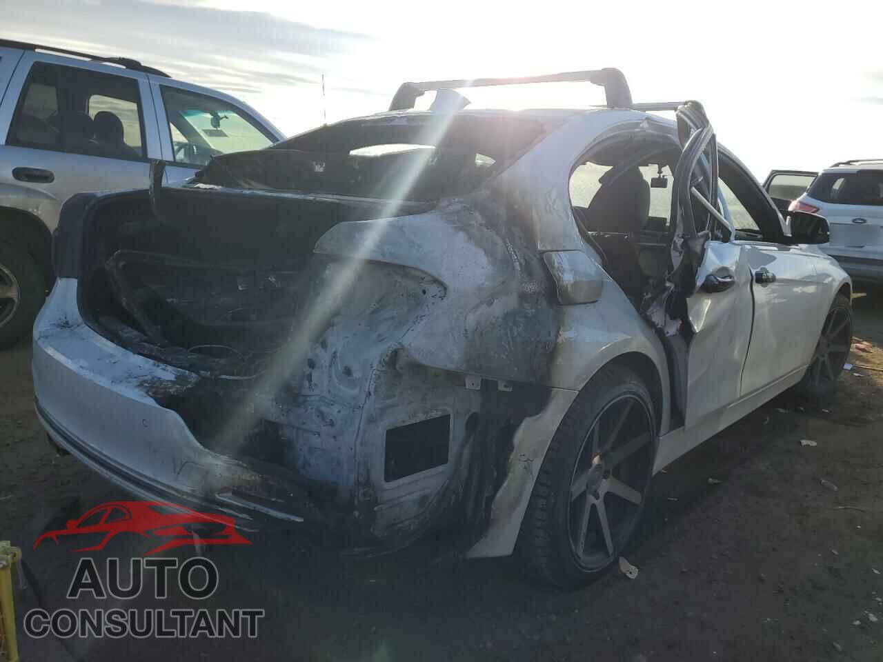 BMW 3 SERIES 2017 - WBA8D9C37HA005068