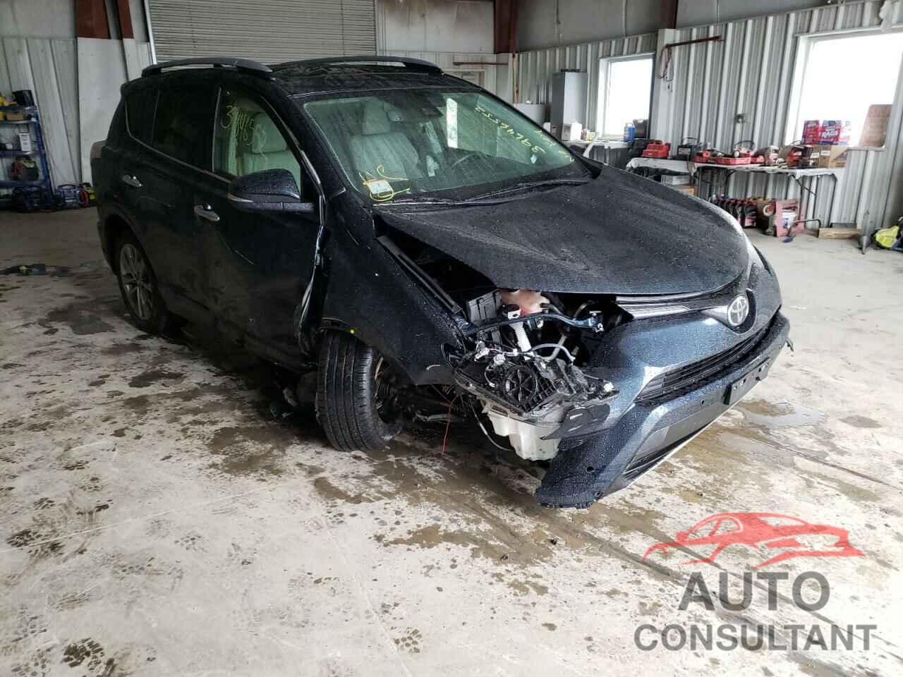 TOYOTA RAV4 2017 - JTMDFREVXHJ703443