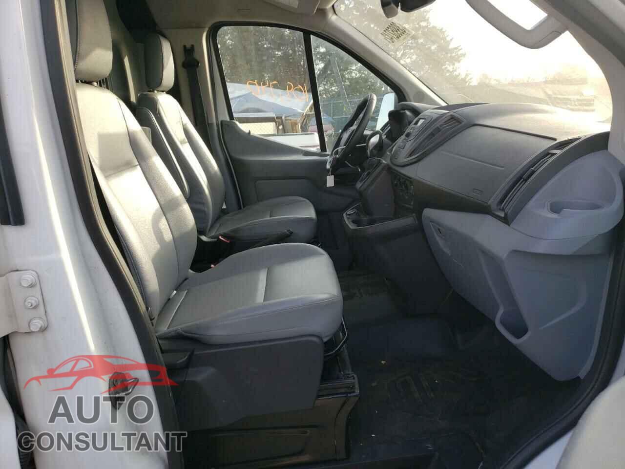 FORD TRANSIT CO 2018 - 1FTYR1ZM5JKB10472