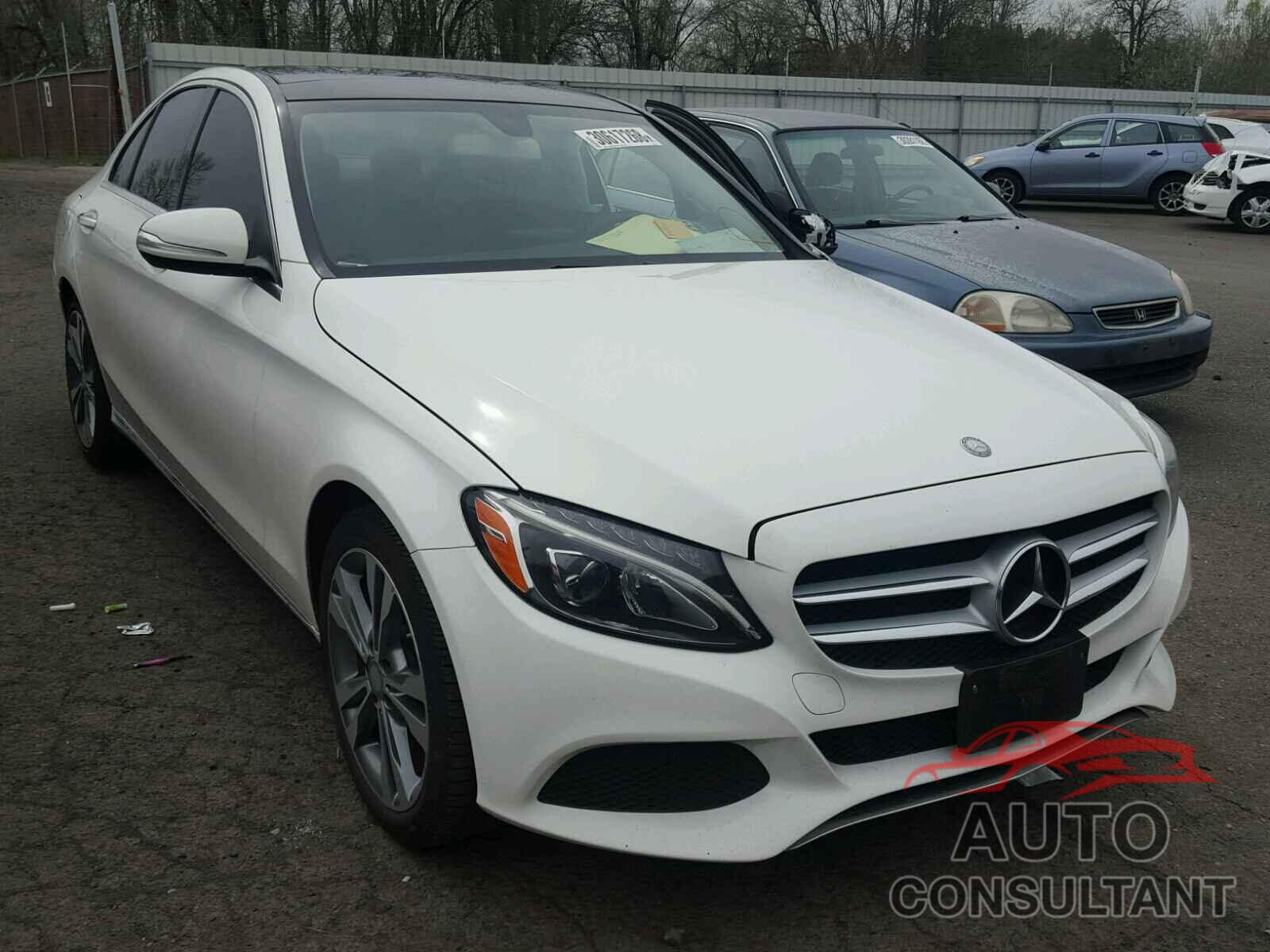 MERCEDES-BENZ C300 2015 - JTMRWRFV8LD066578