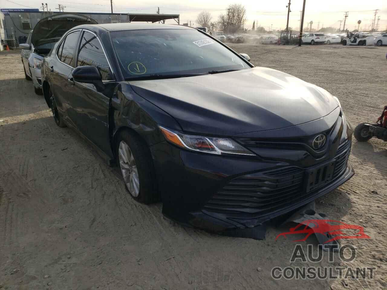 TOYOTA CAMRY 2018 - JTNB11HK0J3010377