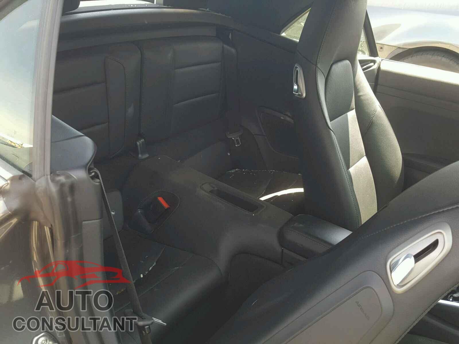 PORSCHE 911 2017 - WP0CA2A92HS141428