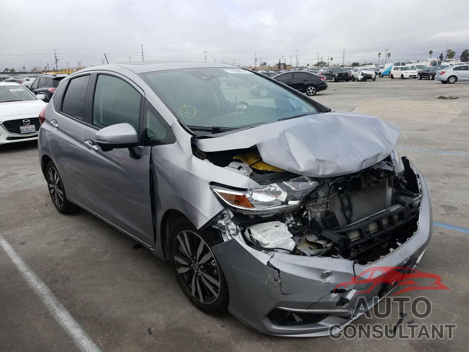 HONDA FIT 2018 - 3HGGK5H98JM704682