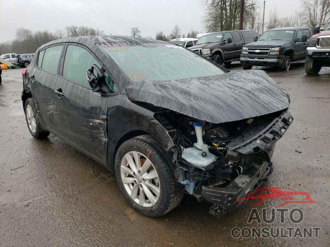 KIA FORTE 2018 - KNAFK5A89J5772780