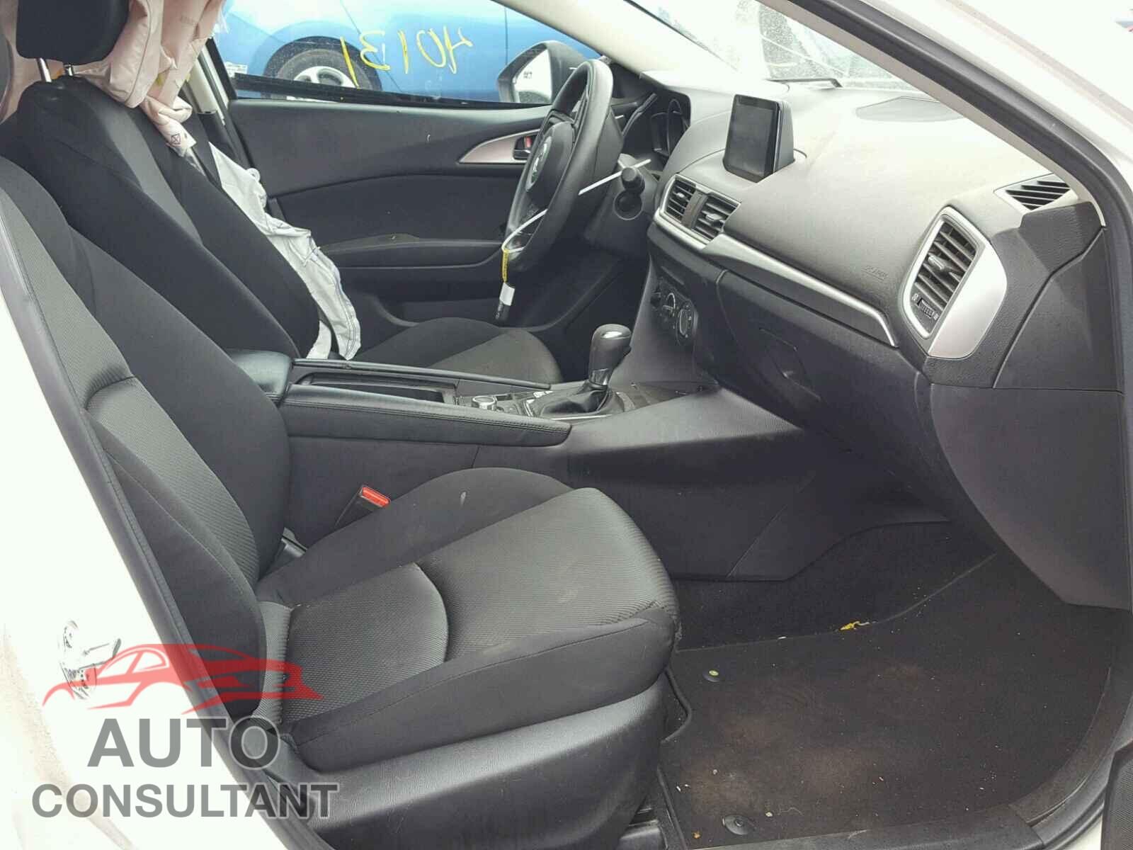 MAZDA 3 2017 - 3MZBN1K79HM134750