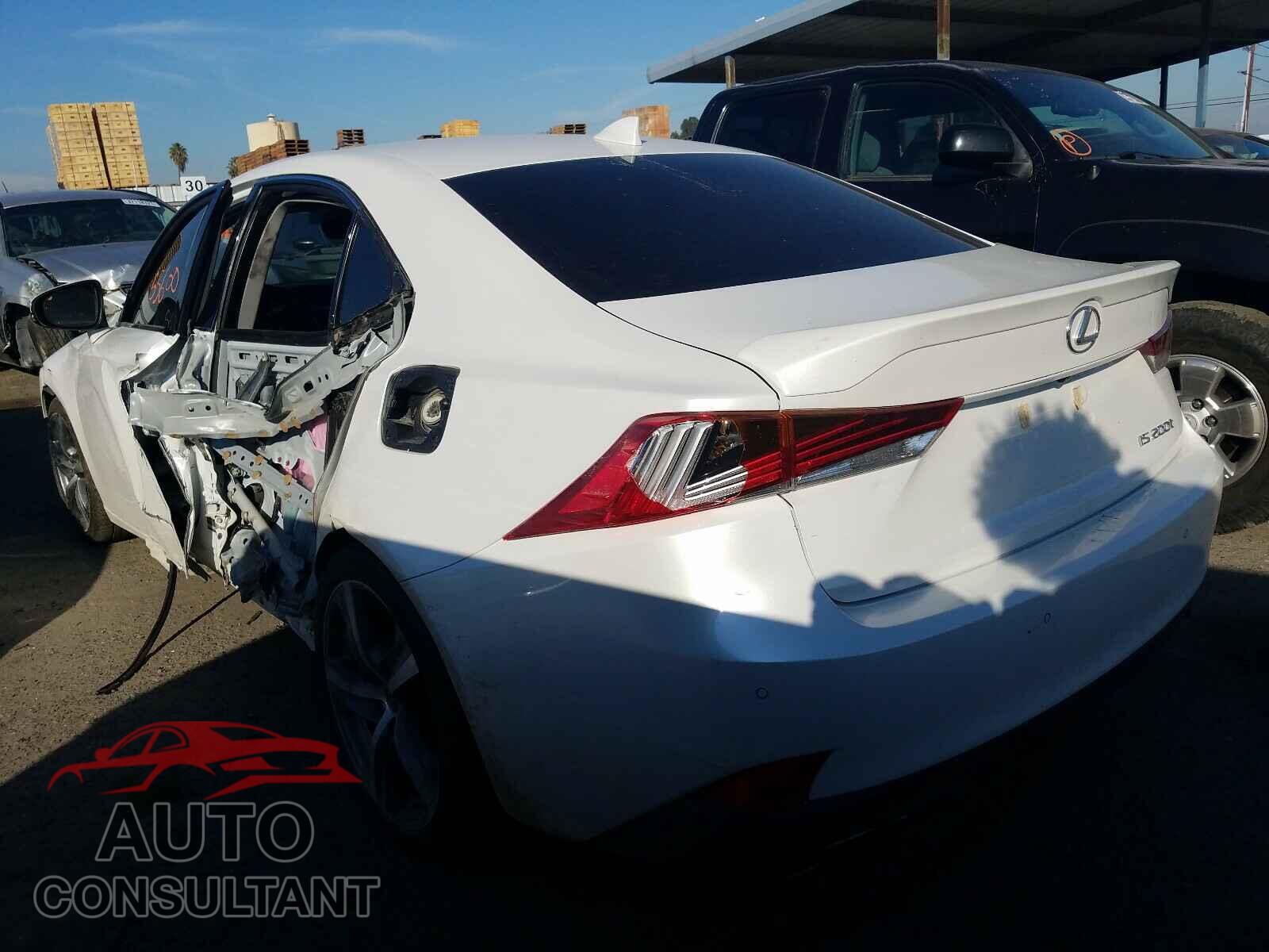 LEXUS IS 2017 - JTHBA1D20H5049901