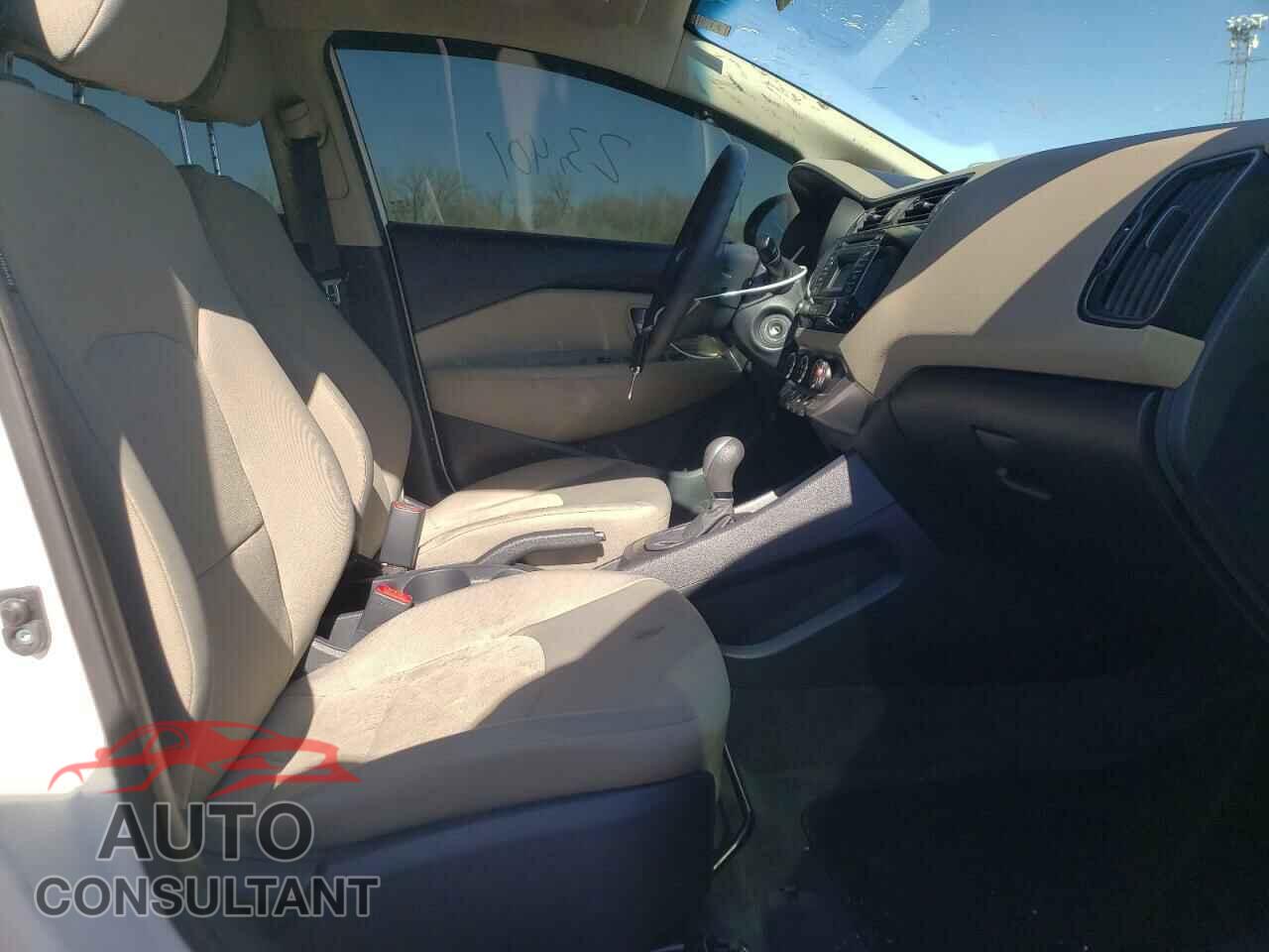 KIA RIO 2017 - KNADM4A34H6050606