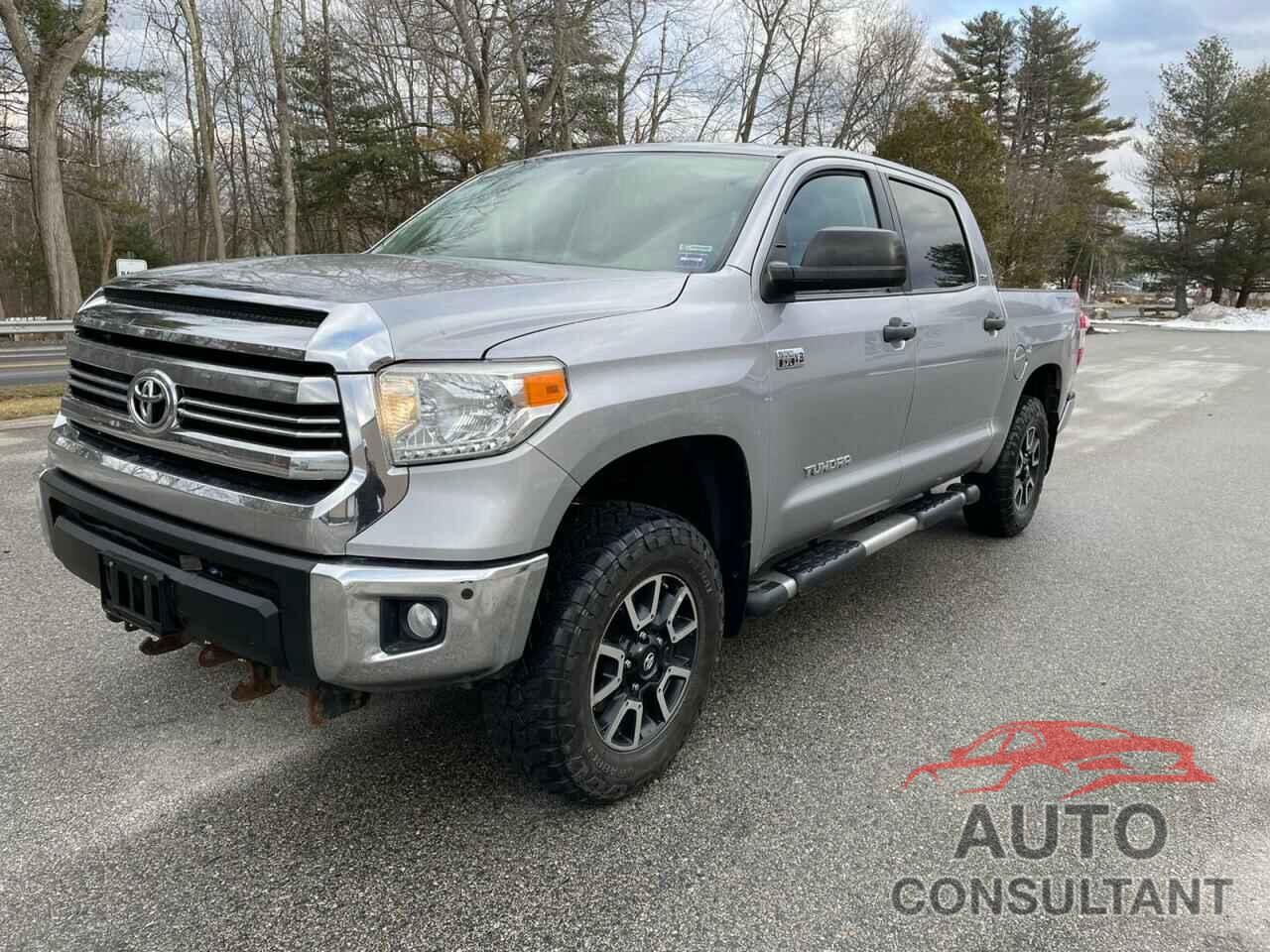 TOYOTA TUNDRA 2016 - 5TFDY5F12GX497075