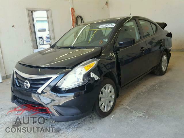 NISSAN VERSA 2016 - 1V2TR2CA4MC577314