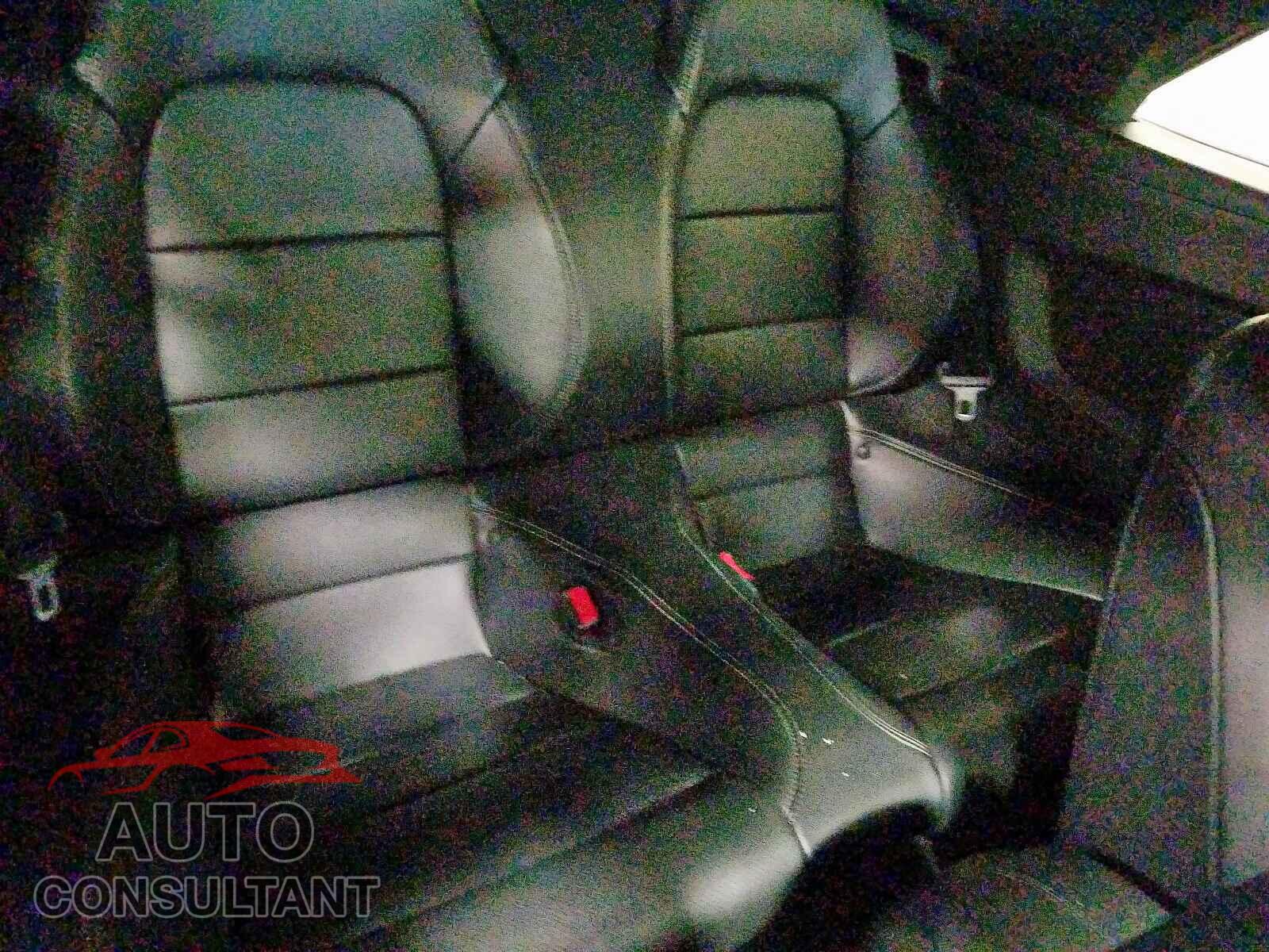 FORD MUSTANG 2017 - 1FATP8UH2H5204083