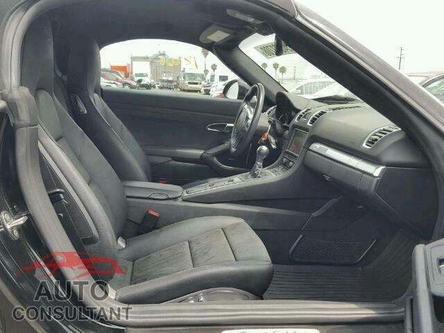 PORSCHE BOXSTER 2016 - WP0CA2A80GS120678