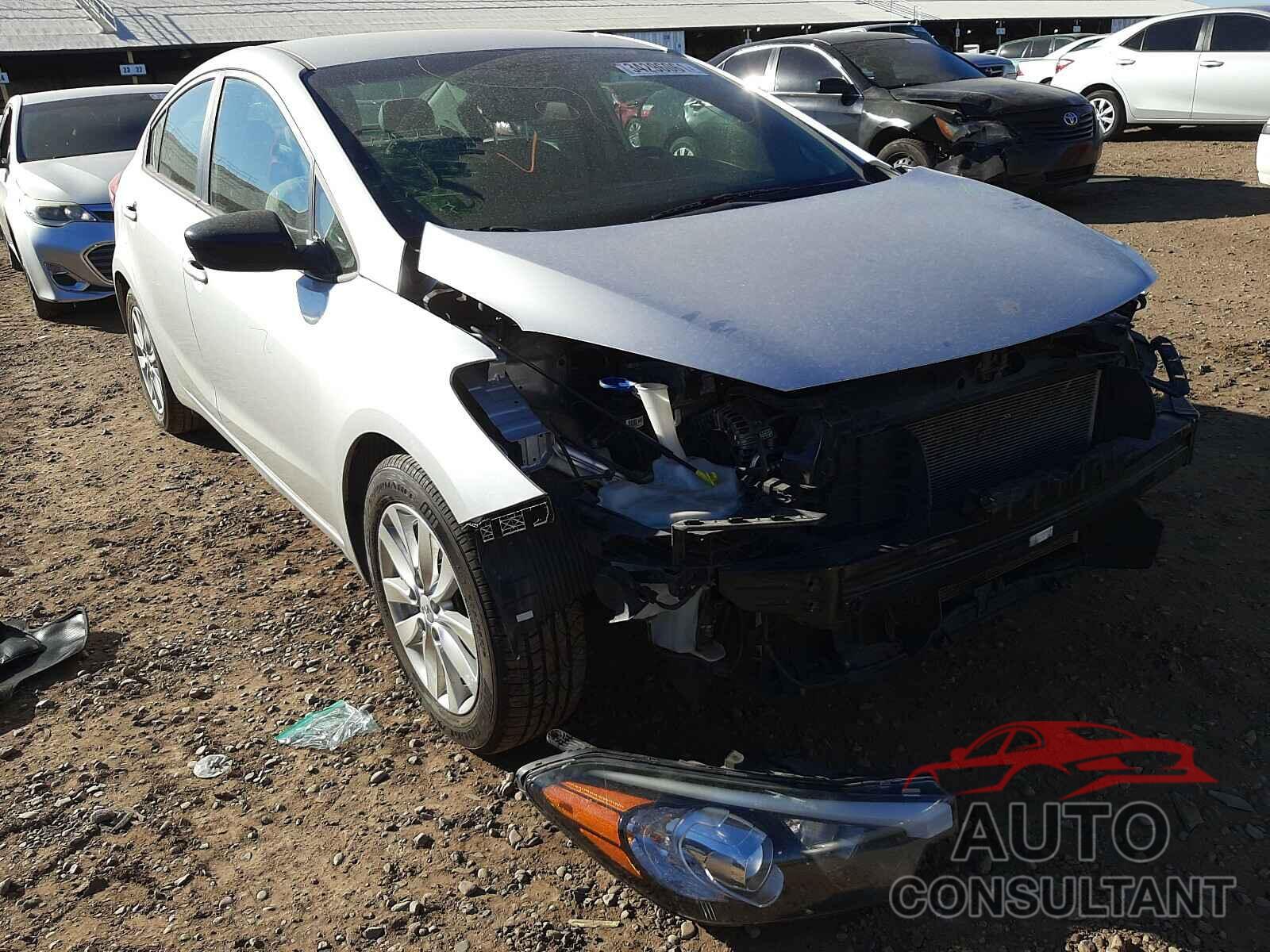 KIA FORTE 2016 - KNAFX4A69G5442074