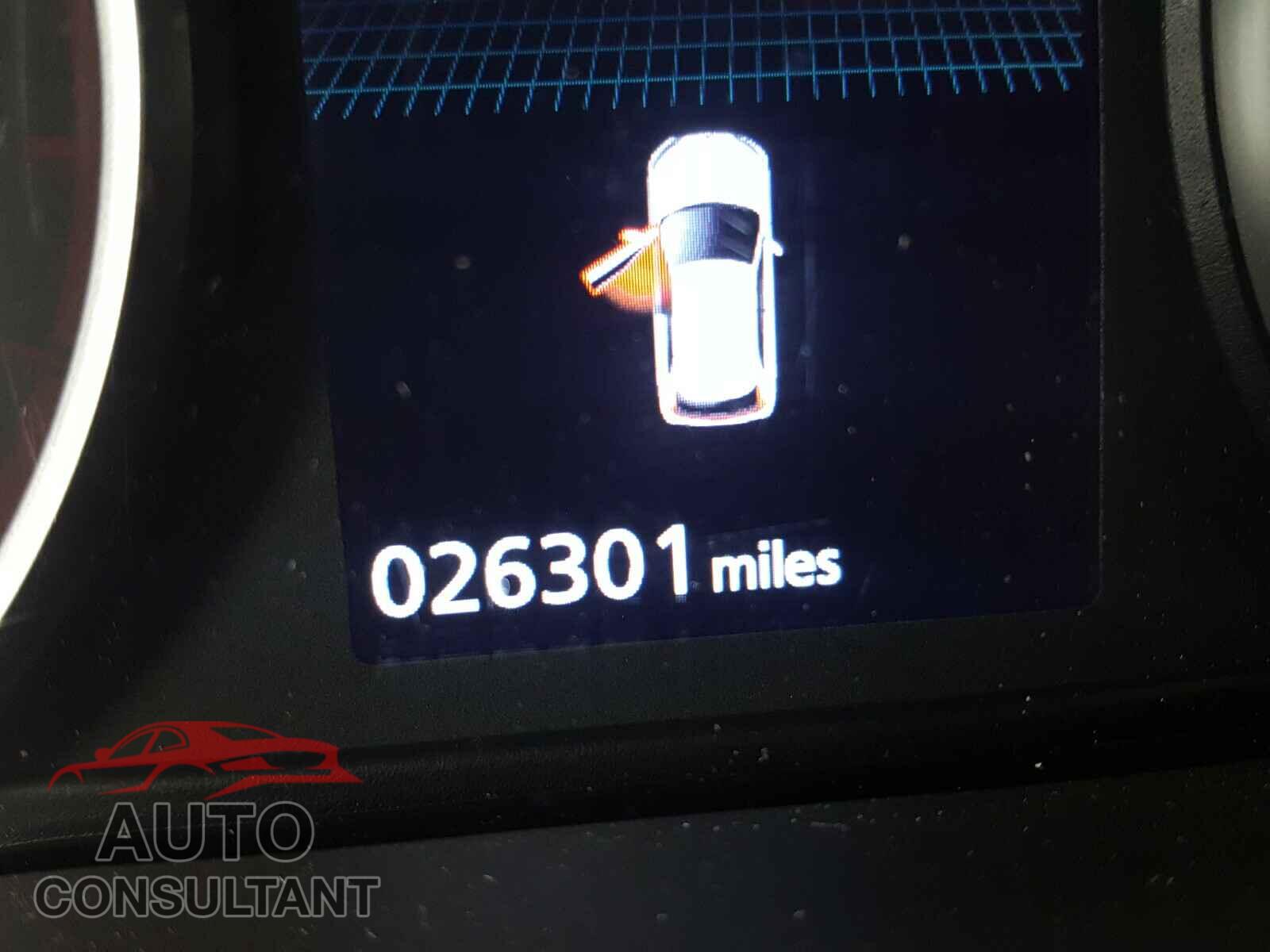 MITSUBISHI ECLIPSE 2019 - JA4AT5AA4KZ013844