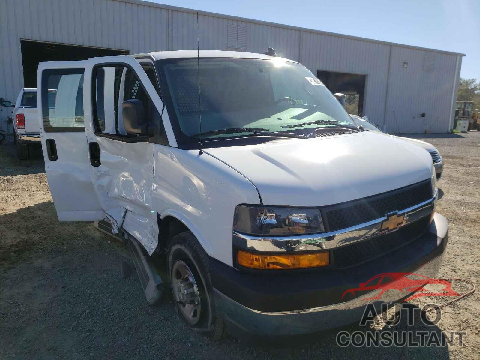 CHEVROLET EXPRESS 2020 - 1GCWGAFG5L1183619