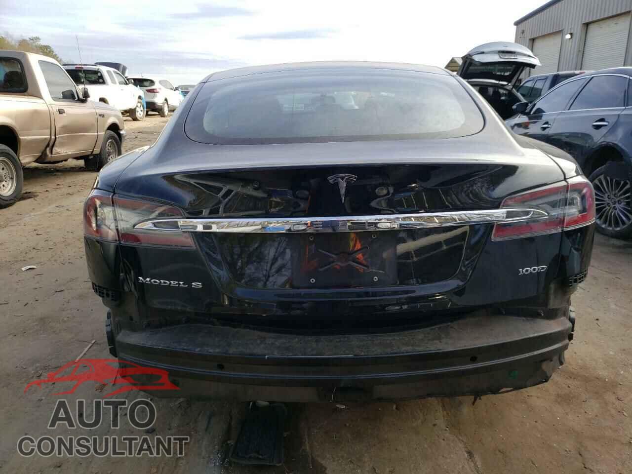 TESLA MODEL S 2018 - 5YJSA1E27JF264244