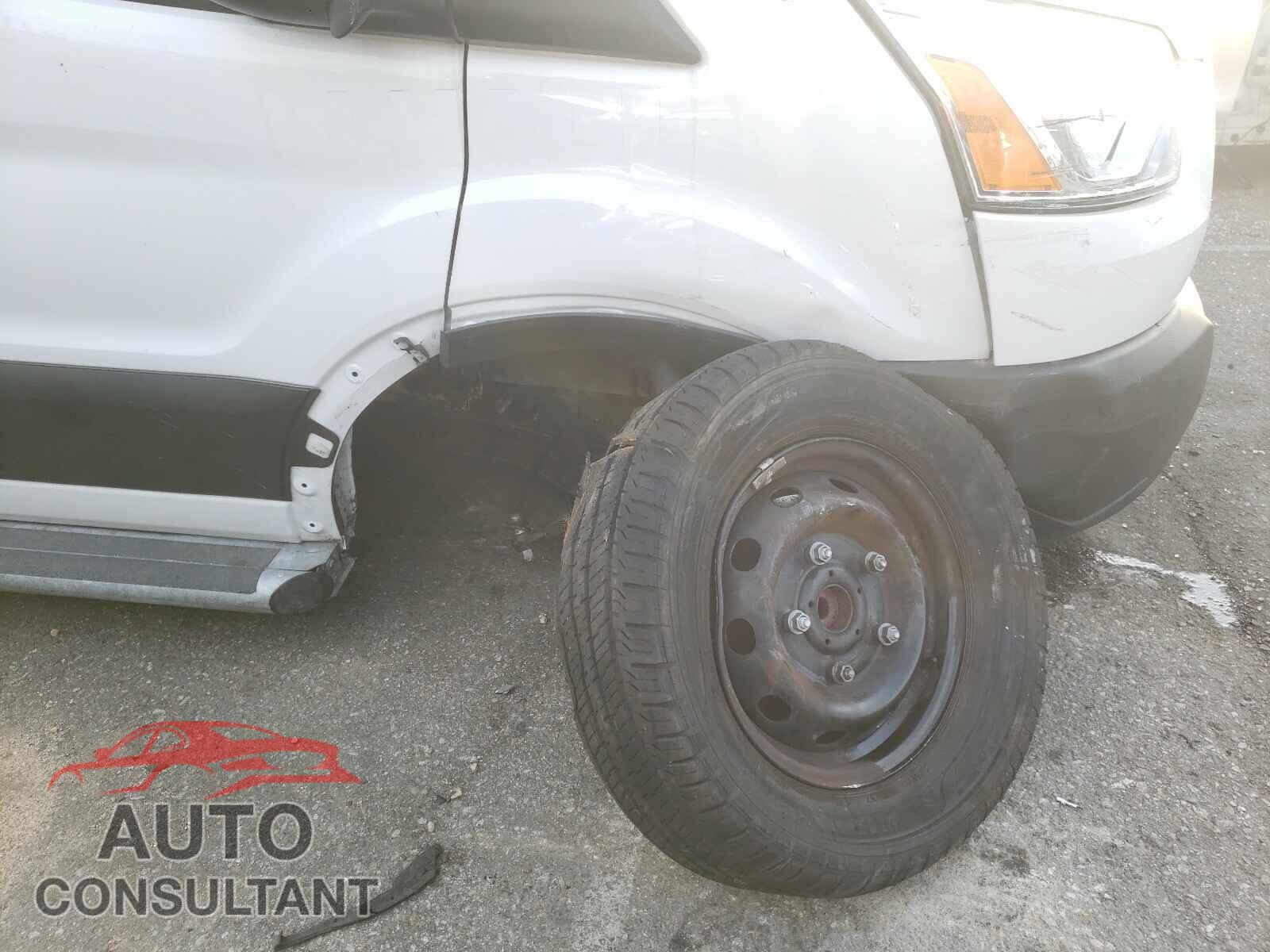 FORD TRANSIT CO 2019 - 1FTYR1YM8KKA71721