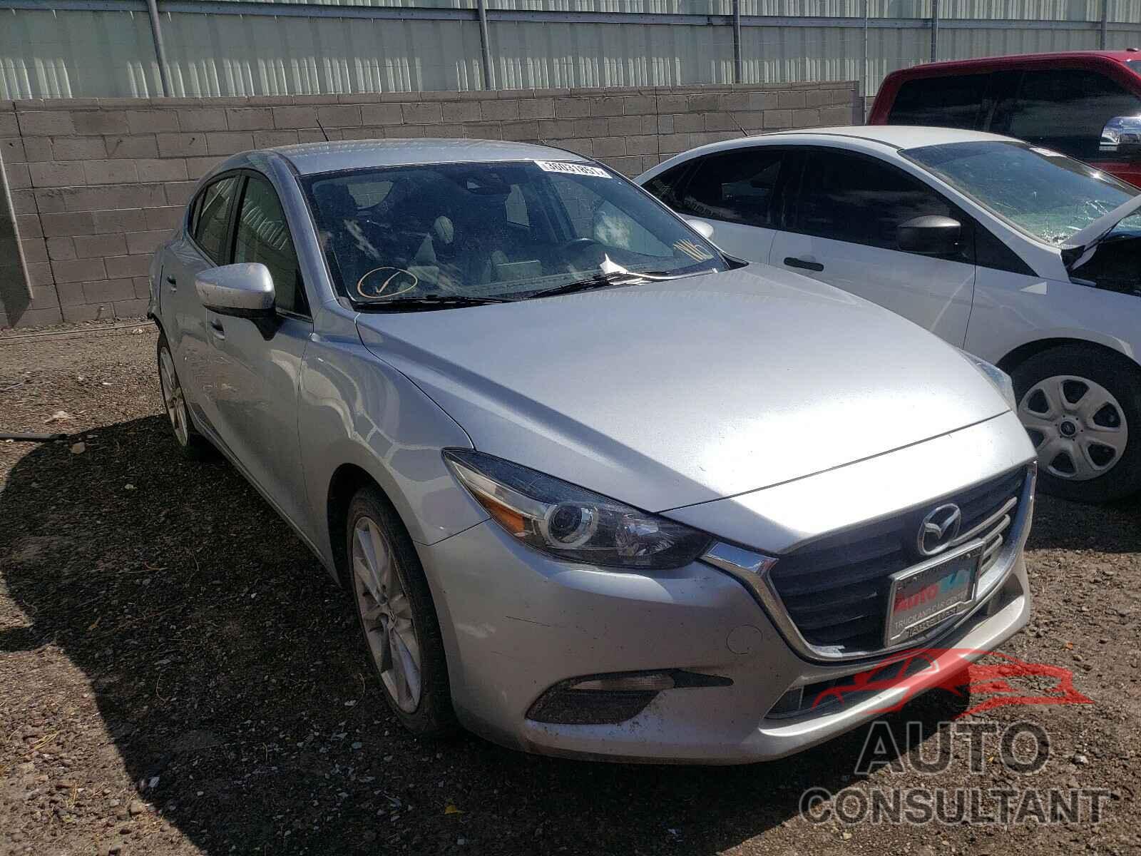 MAZDA 3 2017 - 3MZBN1L70HM125580