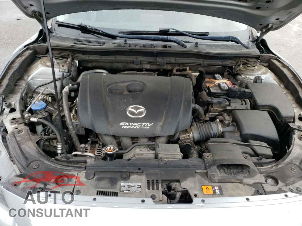 MAZDA 3 2017 - 3MZBN1V77HM146200