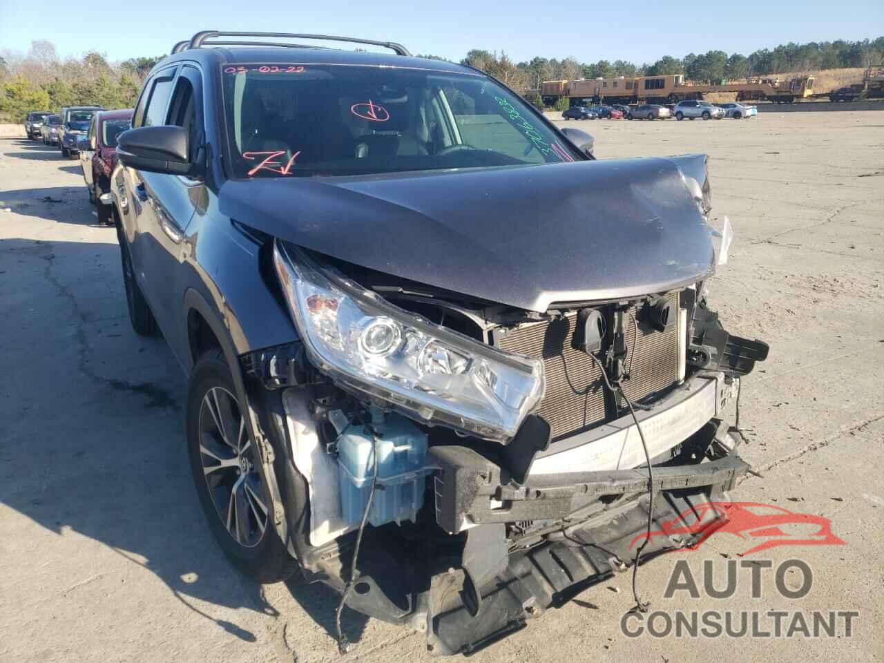 TOYOTA HIGHLANDER 2019 - 5TDZZRFH0KS296930