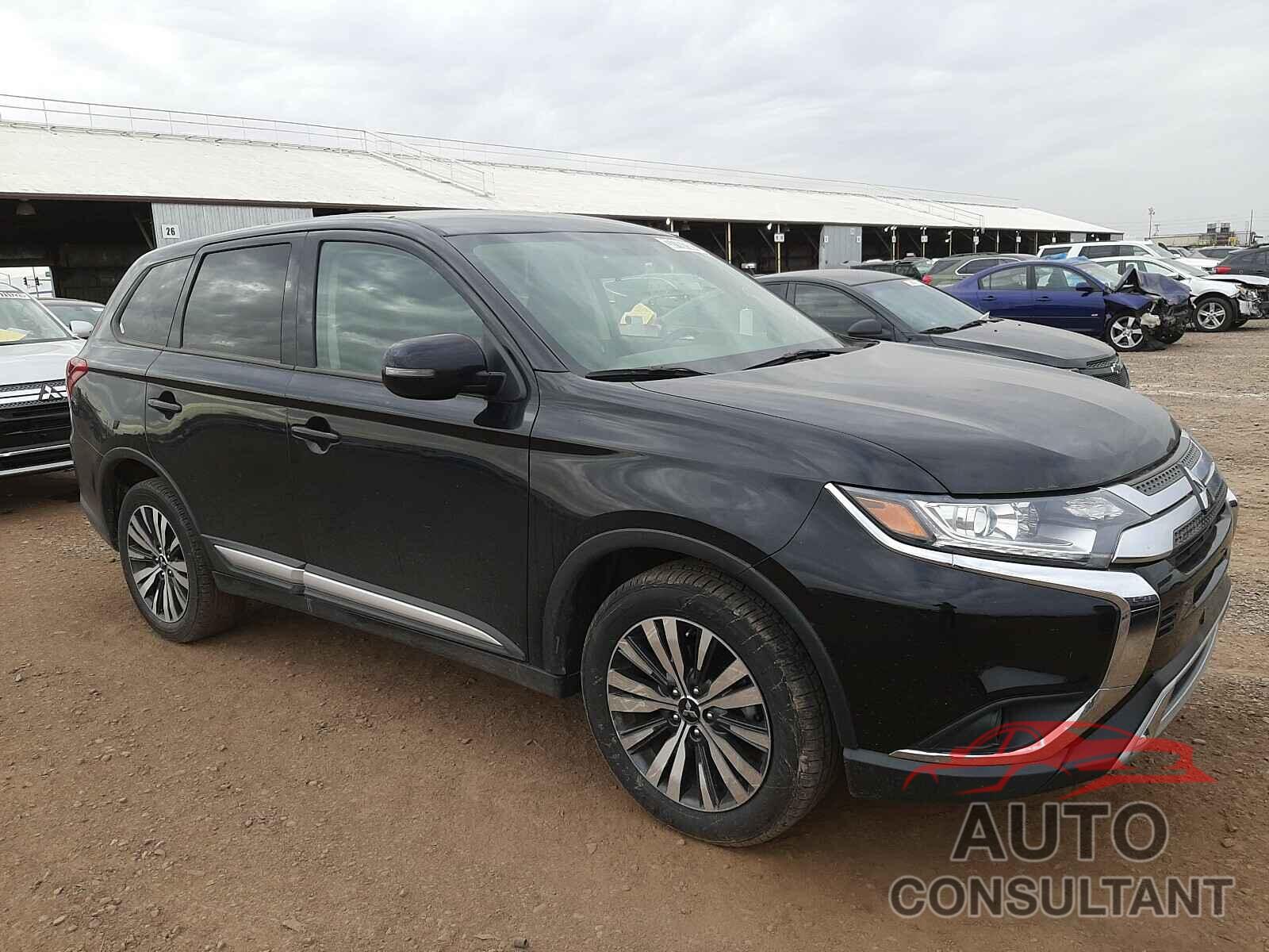 MITSUBISHI OUTLANDER 2019 - JA4AD3A30KJ000915