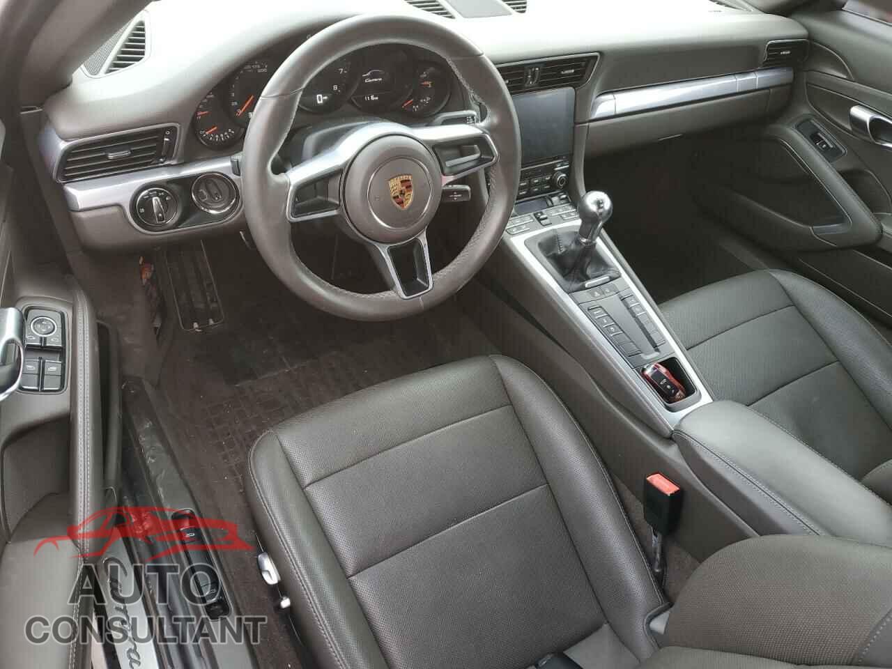 PORSCHE 911 2017 - WP0AA2A93HS106694