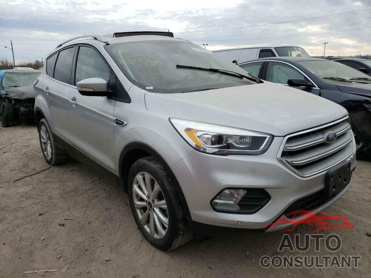 FORD ESCAPE 2017 - 1FMCU9J97HUE21488