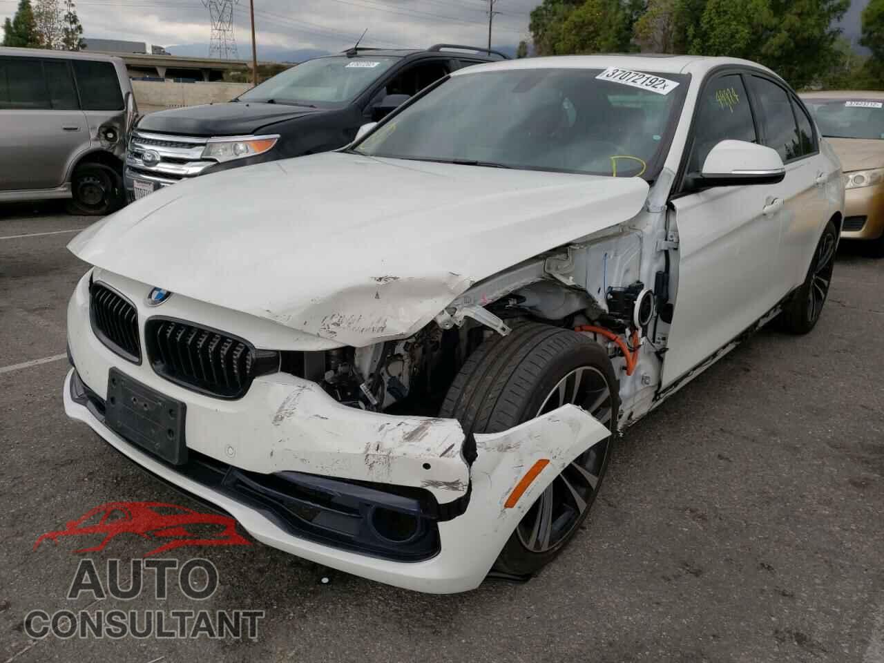 BMW 3 SERIES 2018 - WBA8E1C53JA178575