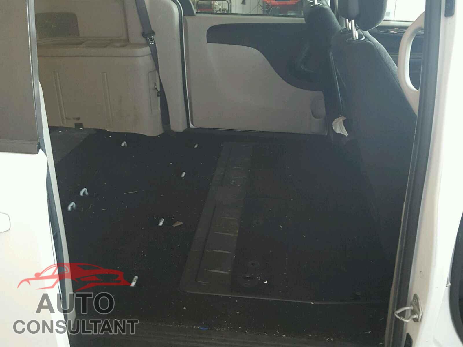 DODGE CARAVAN 2015 - 2C4RDGCG6FR556776