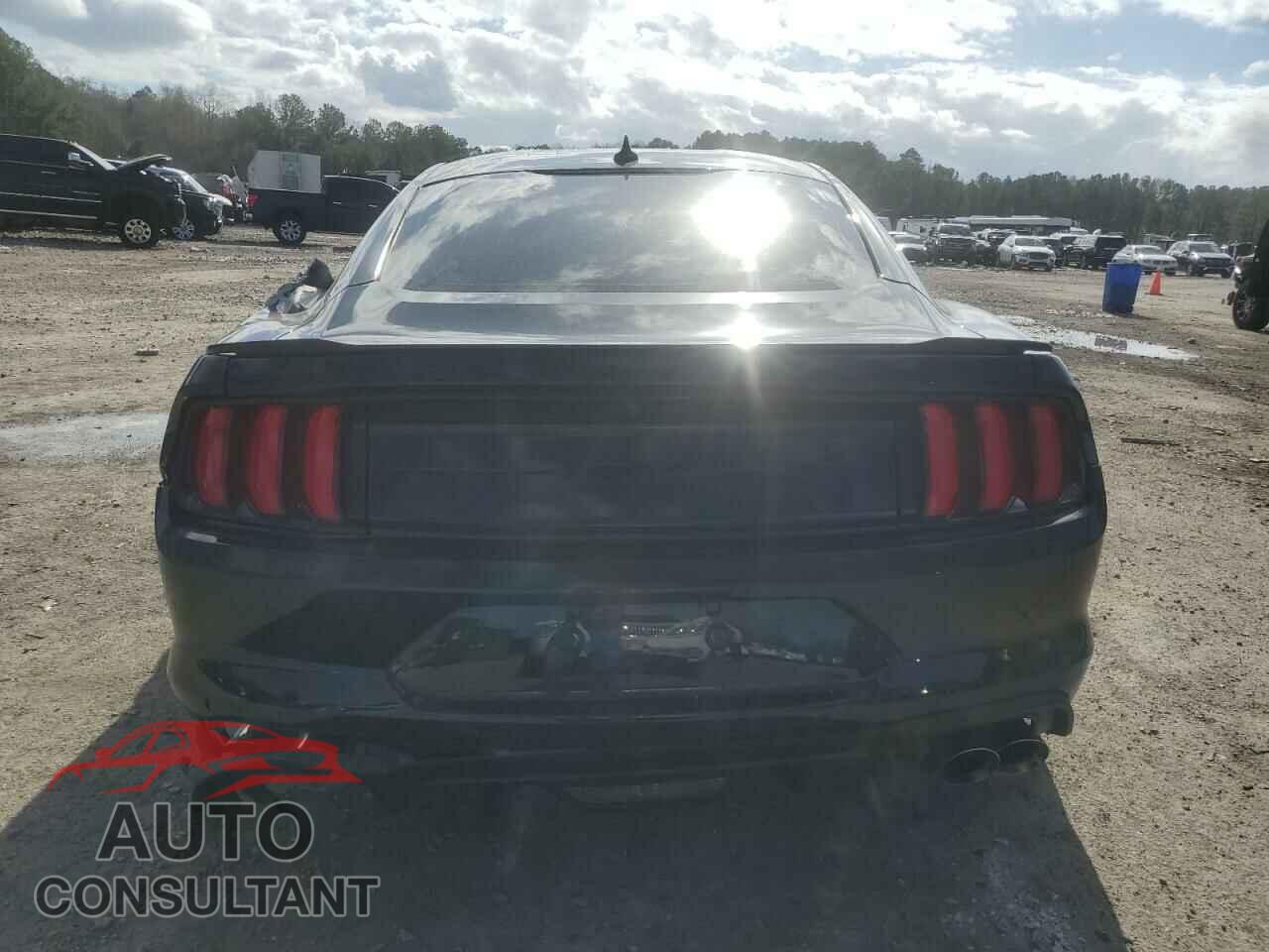 FORD MUSTANG 2021 - 1FA6P8CFXM5158106