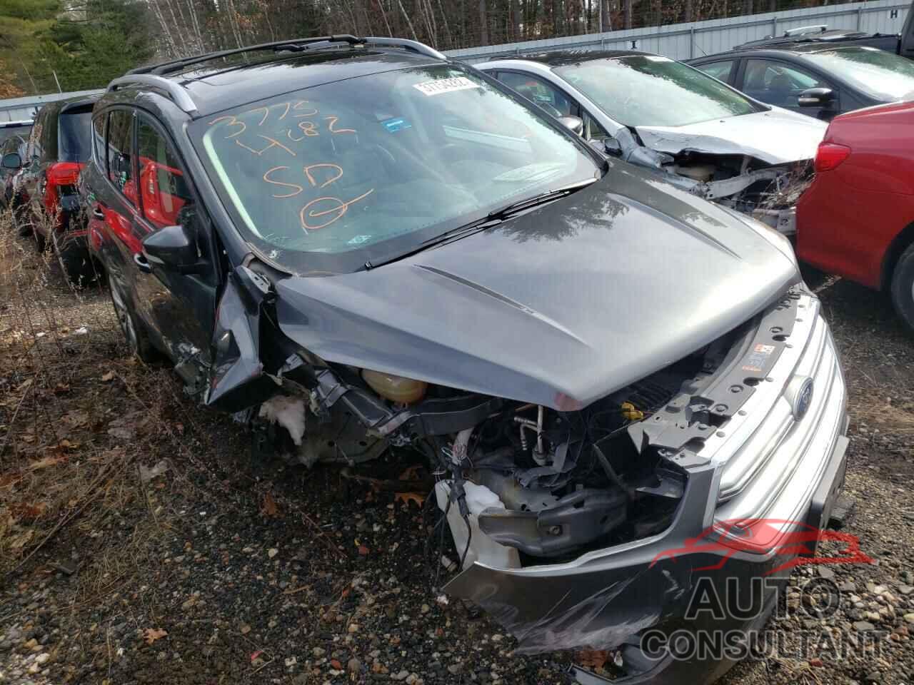 FORD ESCAPE 2017 - 1FMCU9J93HUD47891