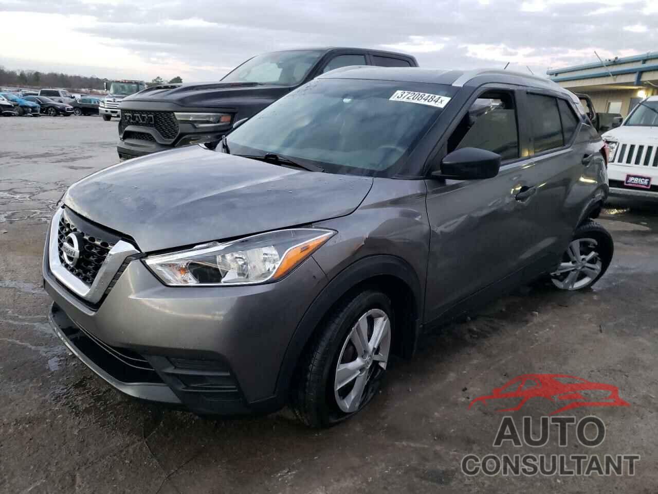 NISSAN KICKS 2018 - 3N1CP5CUXJL523571