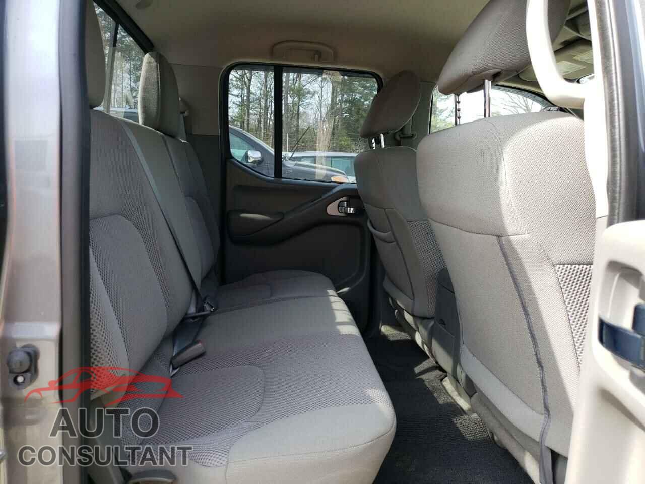 NISSAN FRONTIER 2018 - 1N6AD0EV9JN747868