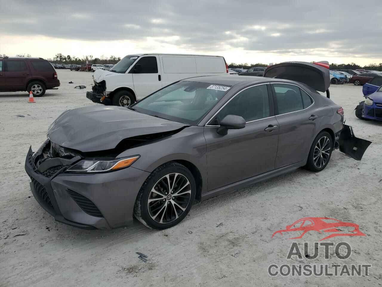 TOYOTA CAMRY 2019 - 4T1B11HK5KU203586