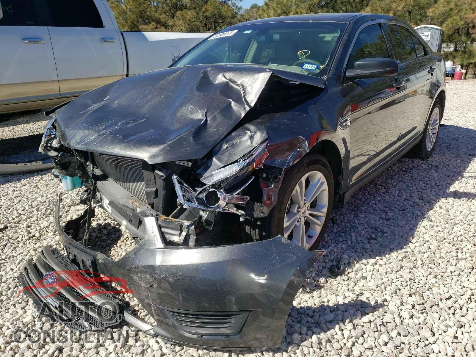 FORD TAURUS 2018 - 1FAHP2D85JG134687