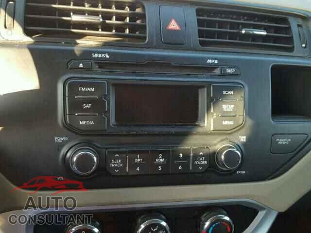 KIA RIO 2015 - KNADM5A36F6450203