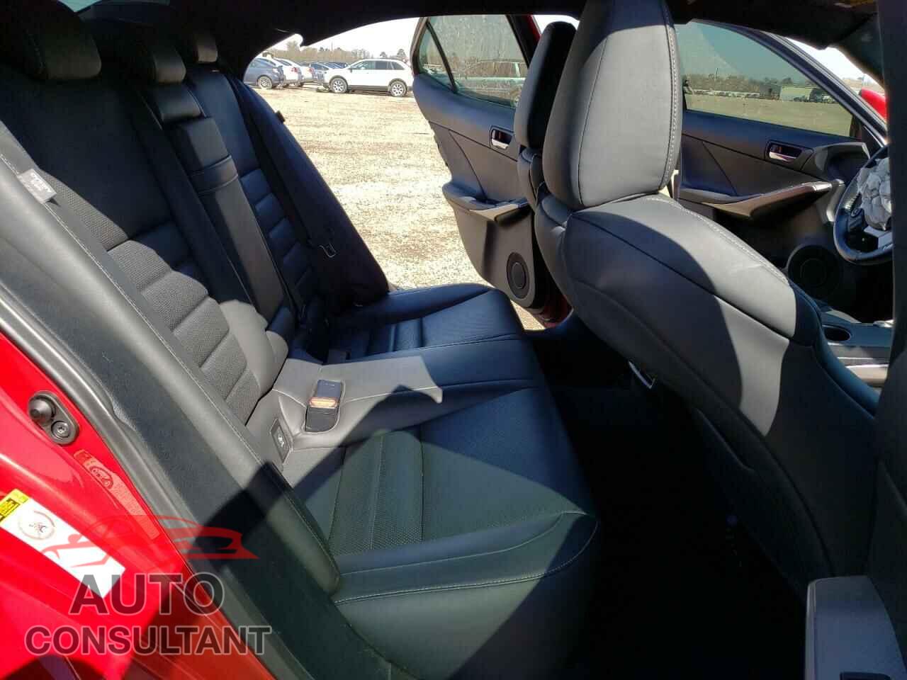 LEXUS IS 2016 - JTHBA1D24G5014759