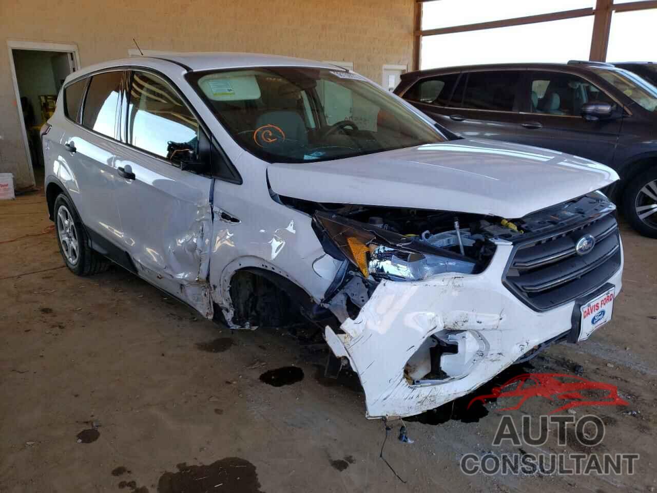 FORD ESCAPE 2018 - 1FMCU0F7XJUD06196