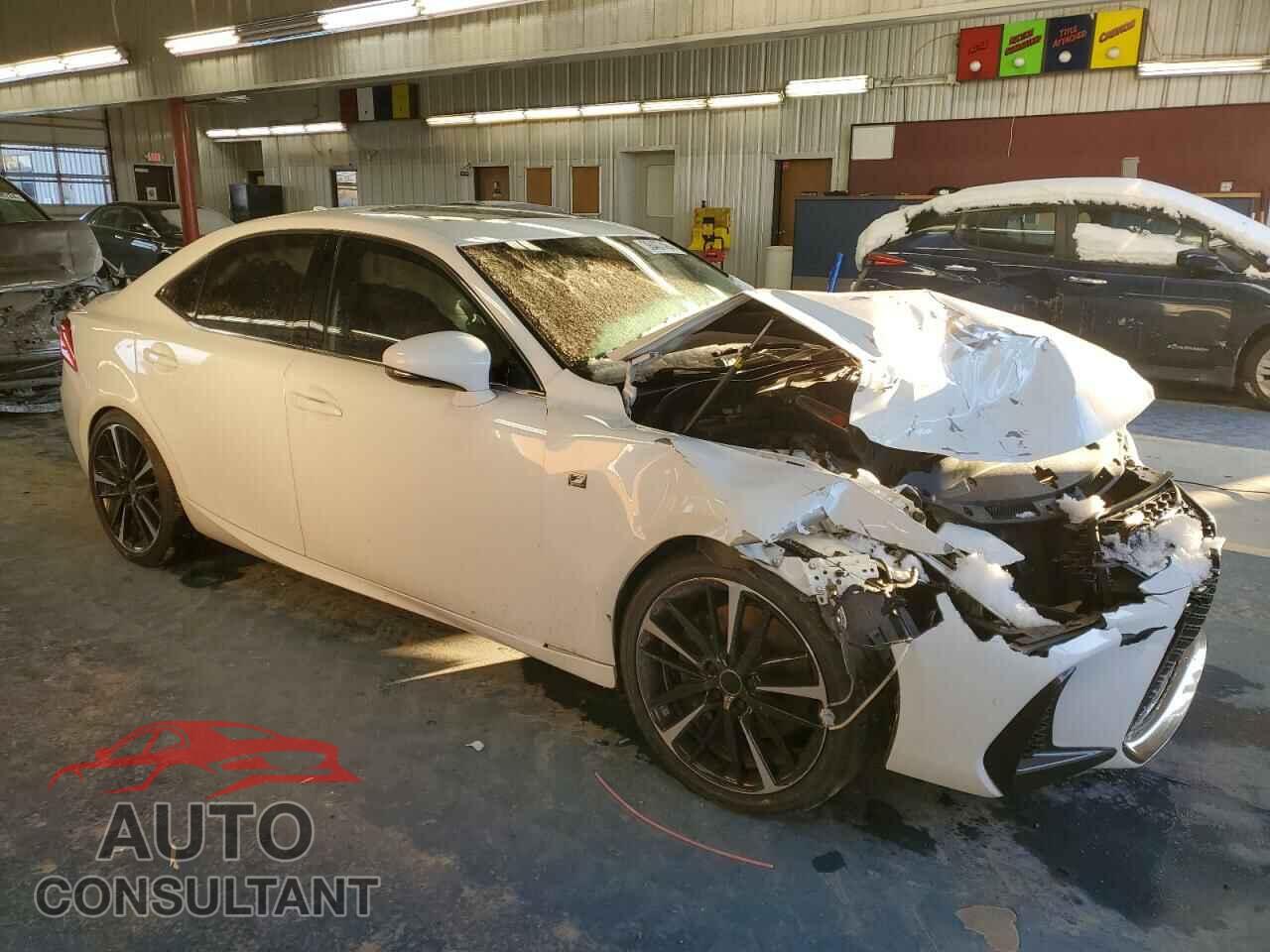 LEXUS IS 2018 - JTHCZ1D23J5015261