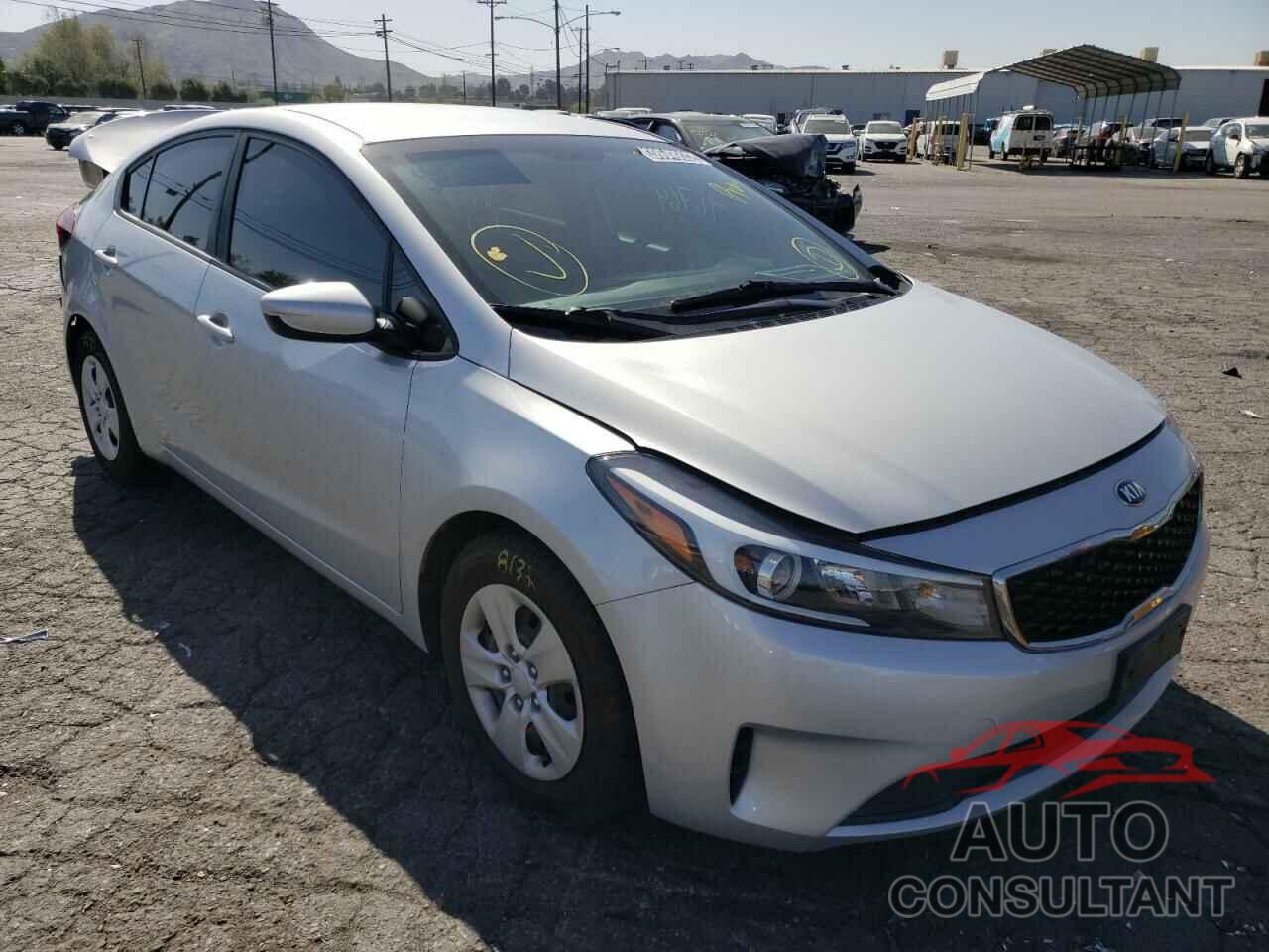 KIA FORTE 2018 - 3KPFL4A77JE262322