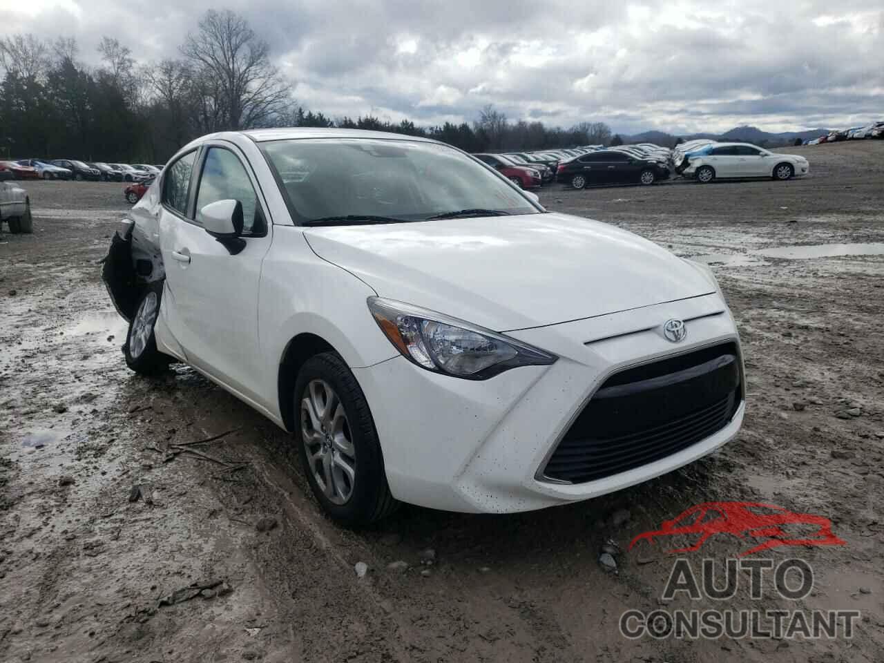 TOYOTA YARIS 2017 - 3MYDLBYV7HY164305
