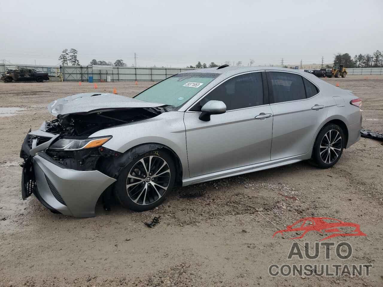TOYOTA CAMRY 2018 - 4T1B11HK7JU574487