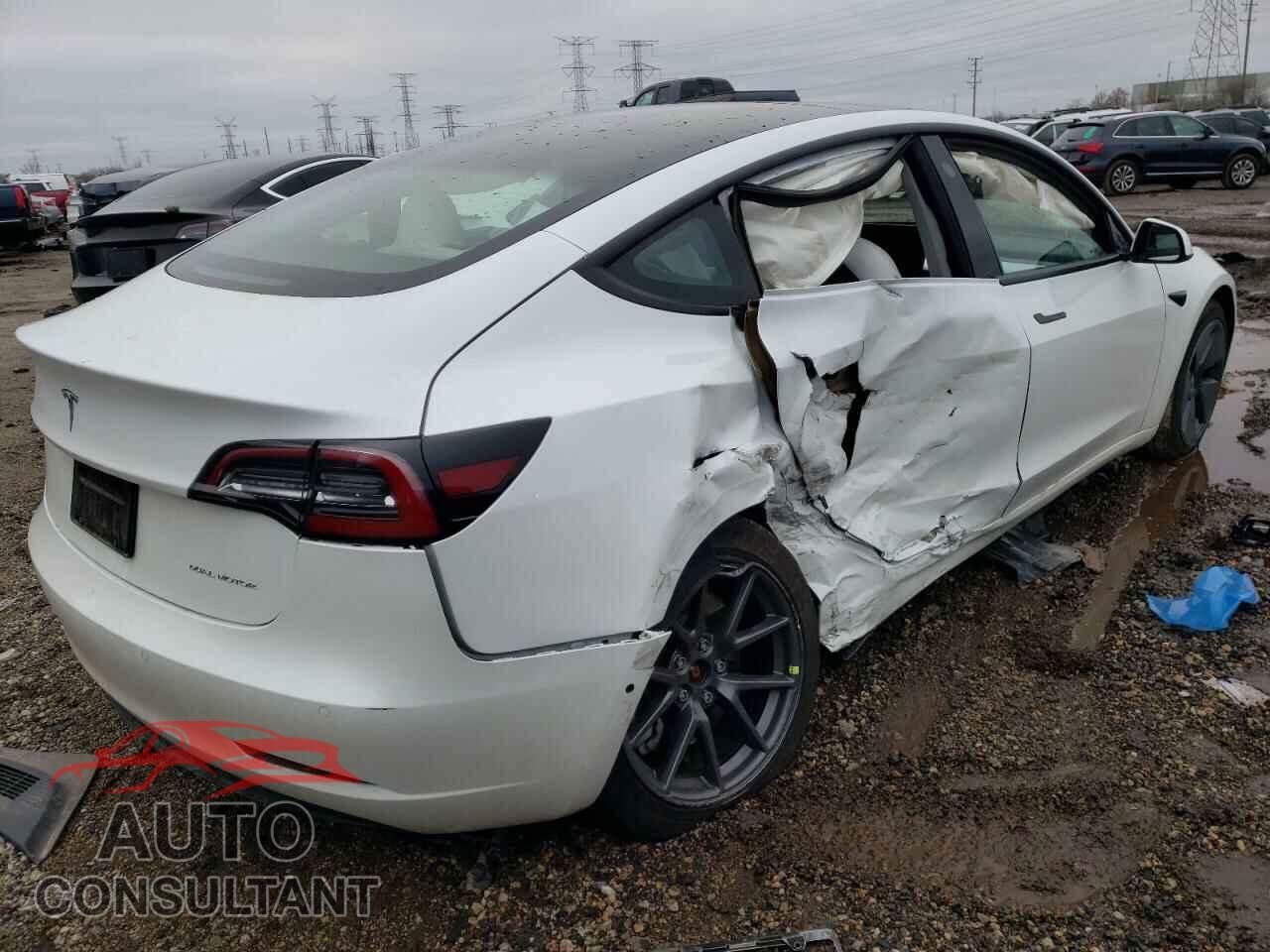 TESLA MODEL 3 2021 - 5YJ3E1EB6MF906885