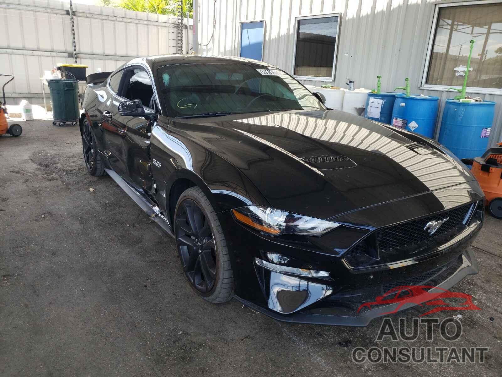 FORD MUSTANG 2018 - 1FA6P8CFXJ5116689