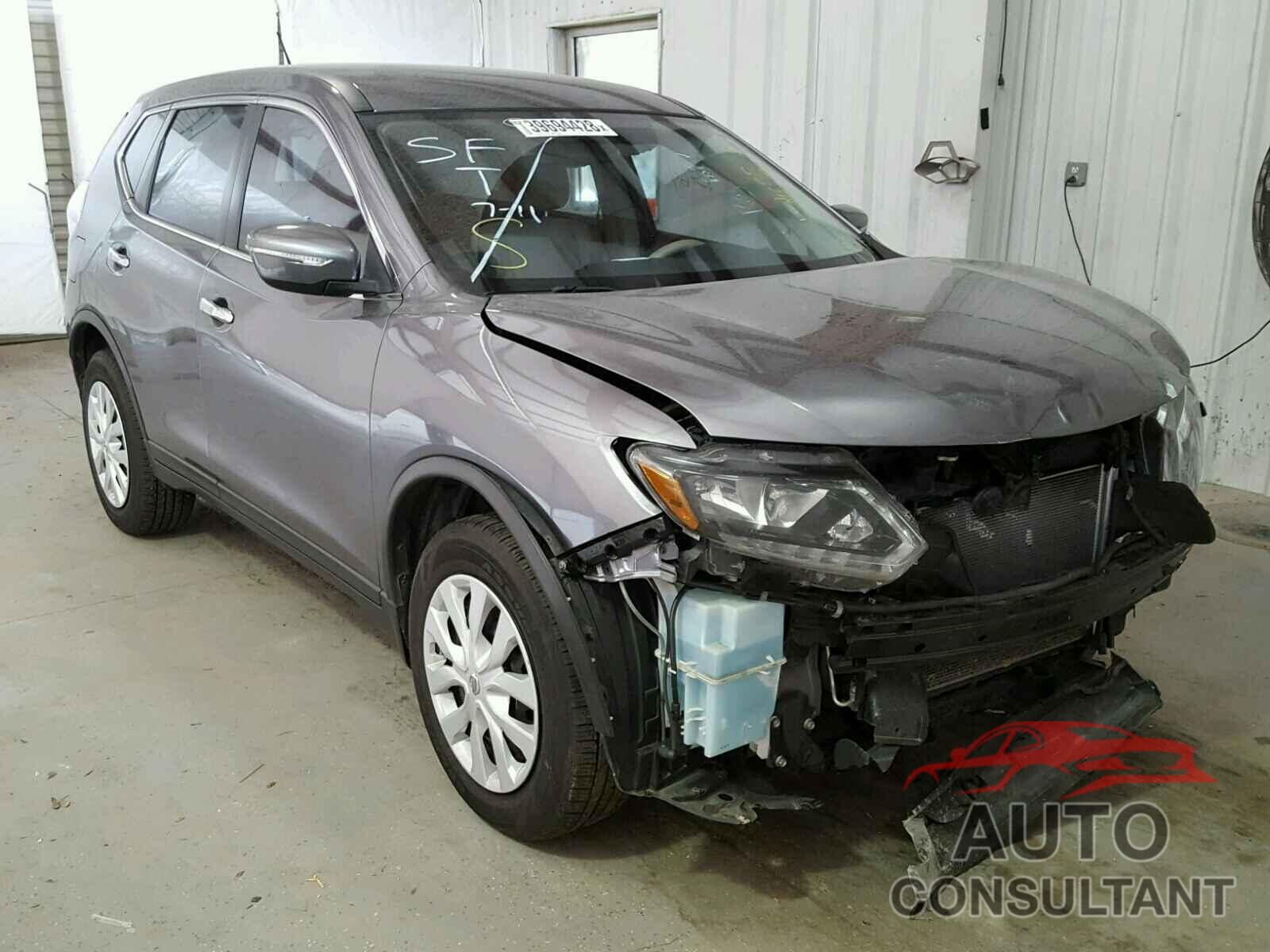 NISSAN ROGUE S 2015 - KNMAT2MT8FP579525