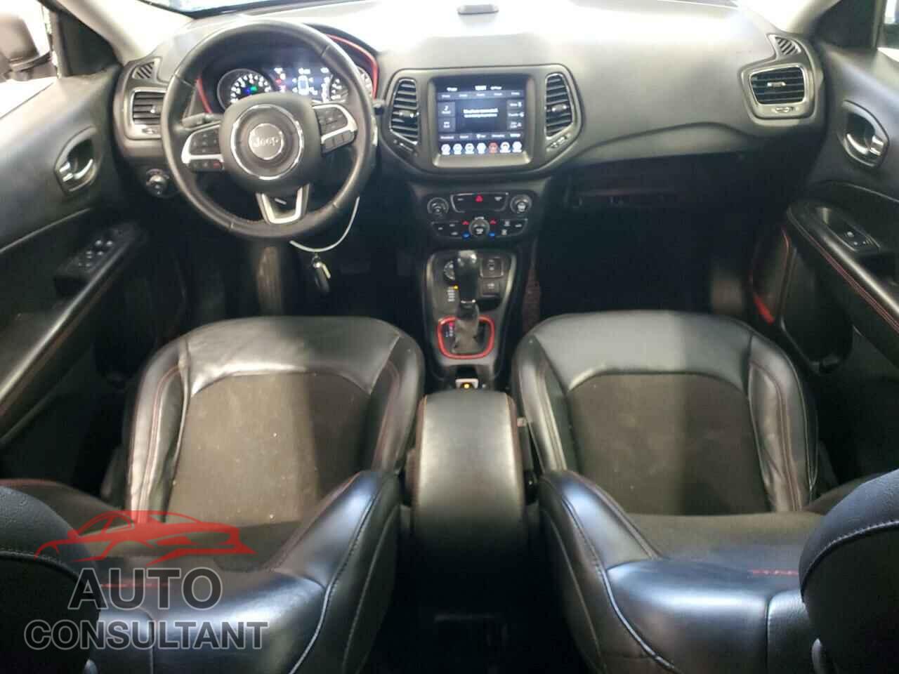 JEEP COMPASS 2019 - 3C4NJDDB7KT752533