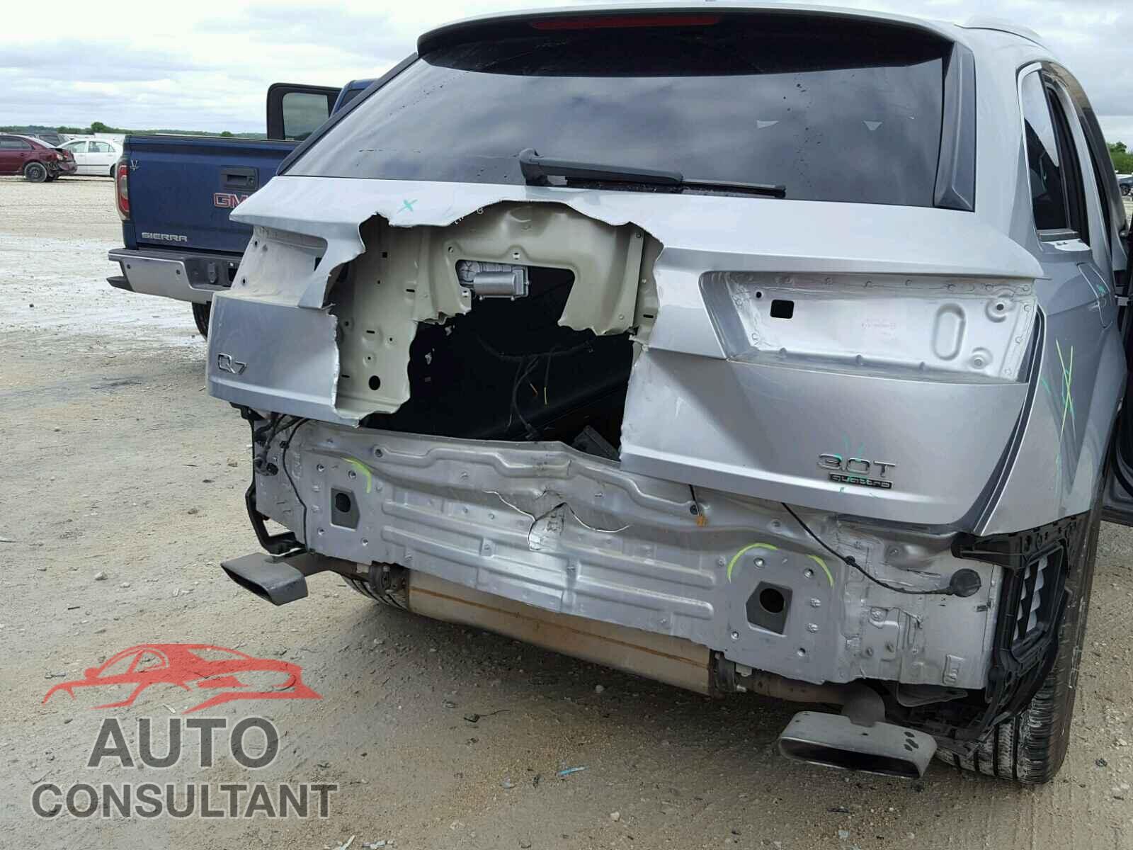 AUDI Q7 2017 - WA1LAAF76HD024354